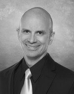 Martin Zapata Headshot
