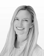 Allison Salisbury Headshot